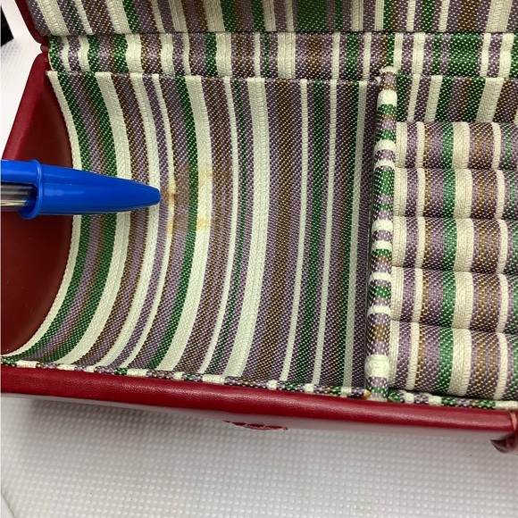 Tube Style Red Jewellery Roll Travel Case - Picture 11 of 16